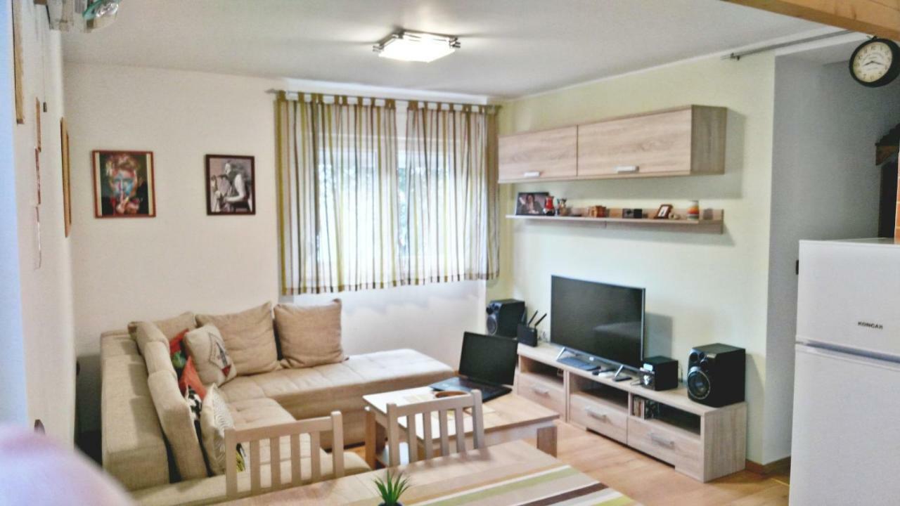 Apartment Romina Pula Exterior photo