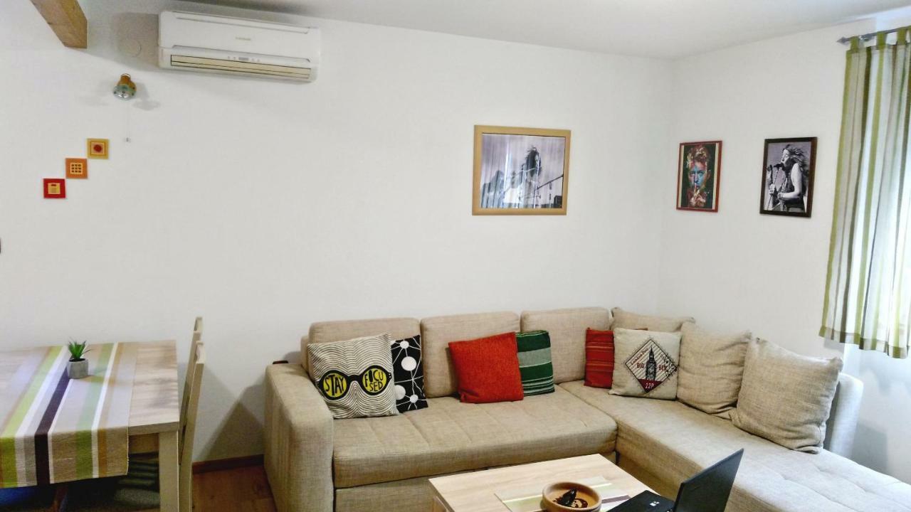 Apartment Romina Pula Exterior photo