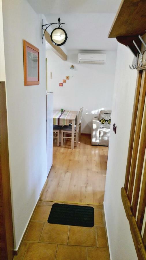 Apartment Romina Pula Exterior photo